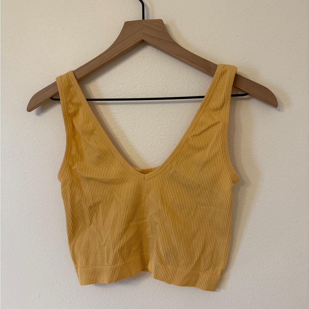 Colsie Yellow Ribbed Women's Top